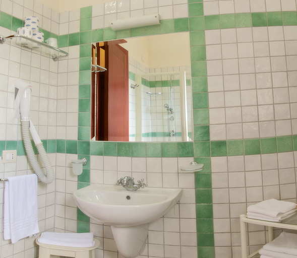Bathroom 4, Parco Blu, Nuoro