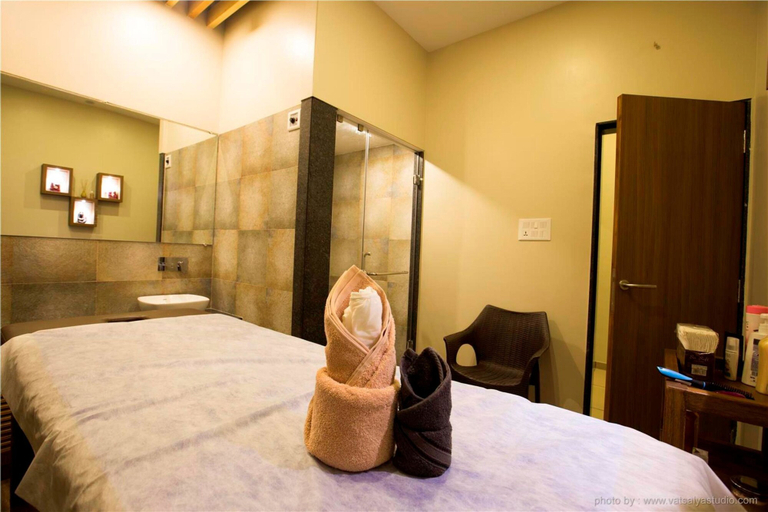Bedroom 3, VITS Shalimar Ankleshwar, Bharuch