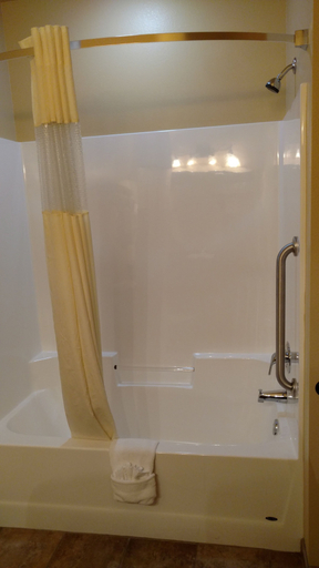 Bathroom 4, Arbuckle Lodge, Campbell