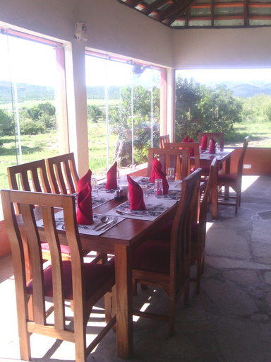 Food & Drinks, Simba & Oryx Nature Camp, Narok West