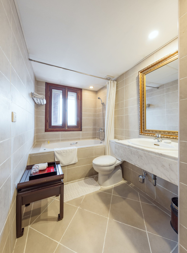 Bathroom 5, La Dolce Vita, Hoàn Kiếm