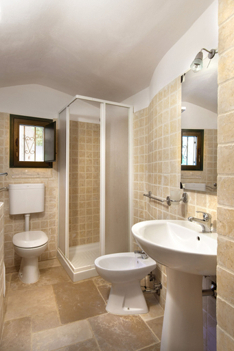 Bathroom 4, Trullo degli Emme, Brindisi