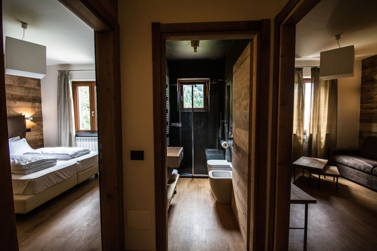 Bedroom 4, Orobie Alps Resort, Bergamo