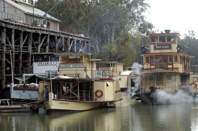 Exterior & Views 2, Pevensey Motor Lodge, Campaspe - Echuca