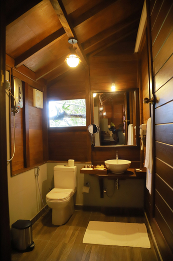 Bathroom 5, Sigiriya King's Resort, Dambulla