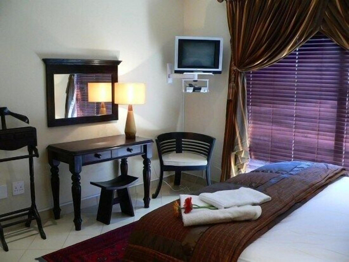 Bedroom 3, Rustenburg Boutique Hotel, Bojanala