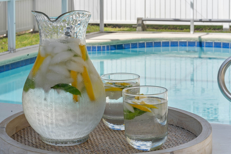 Food & Drinks, Hampton Lakes Retreat, Polk