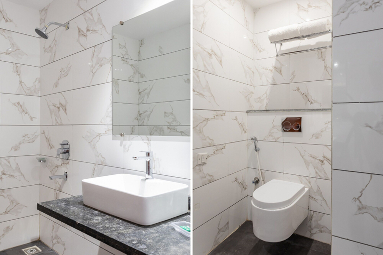 Bathroom, THE CHANDRA LEELA, Indore