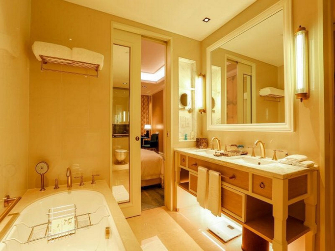 Bathroom 5, Hotel Carnival Qingdao, Qingdao