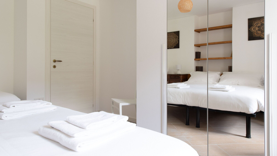 Bedroom 2, Italianway - Villa Tola, Sondrio