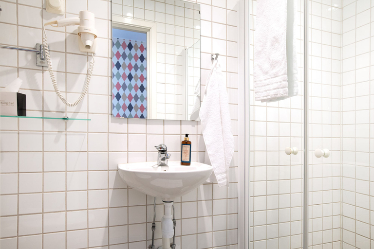Bathroom 4, Hotel Kung Carl, WorldHotels Crafted, Stockholm
