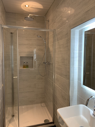 Bathroom 4, Southside Guest House, Edinburgh