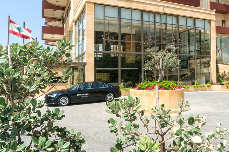 Exterior & Views 2, BURJ on BAY Hotel, Kasrouane