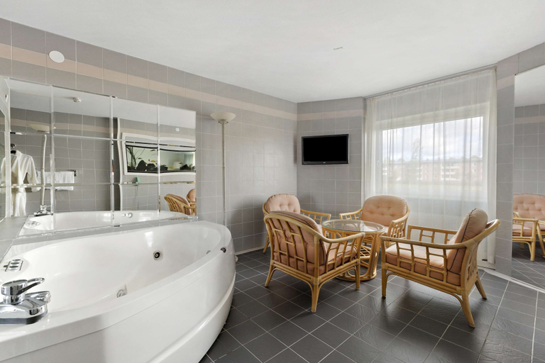 Bathroom 5, Best Western Hotel Scheele, Köping