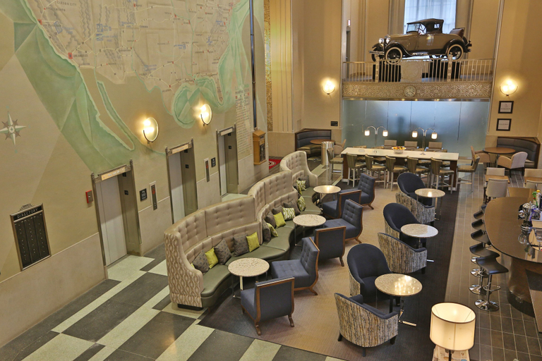 Food & Drinks 5, Hampton Inn Chicago Downtown/N Loop/Michigan Ave, Cook
