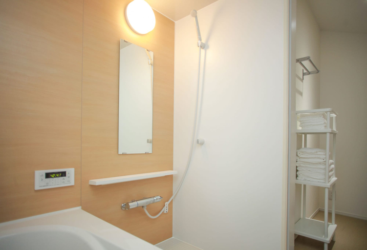Bathroom 2, INTRO Tamagawa, Kanazawa