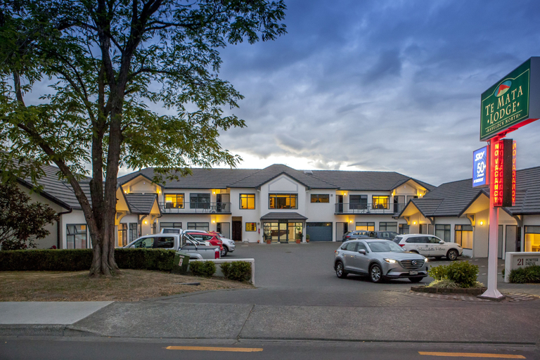 Exterior & Views 1, Te Mata Lodge, Hastings city