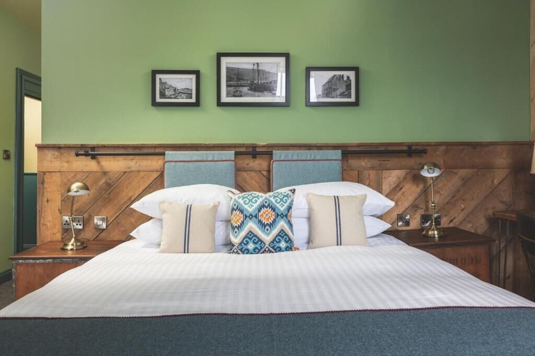 Bedroom 3, Rock Point Inn, Dorset