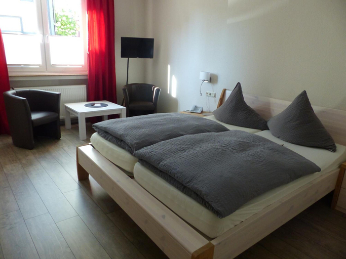 Bedroom 4, Hotel Theile garni, Oberbergischer Kreis