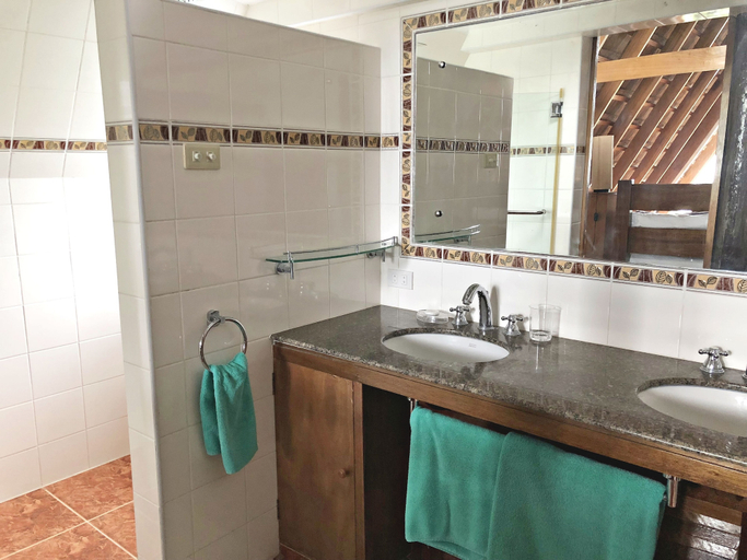 Bathroom 4, Waimea Luxury Houses - Adults Only, Puerto Galera