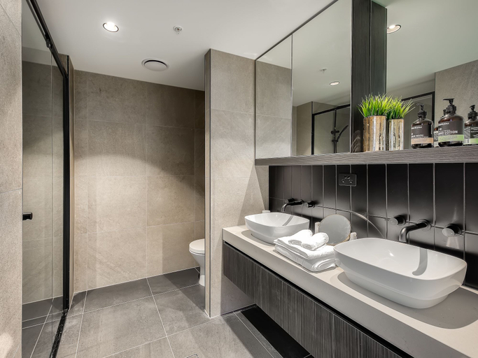 Bathroom 4, Nero Newstead, Newstead