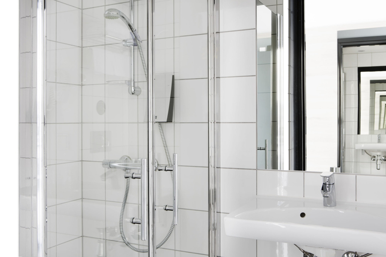 Bathroom 4, Comfort Hotel Xpress Tromso, Tromsø