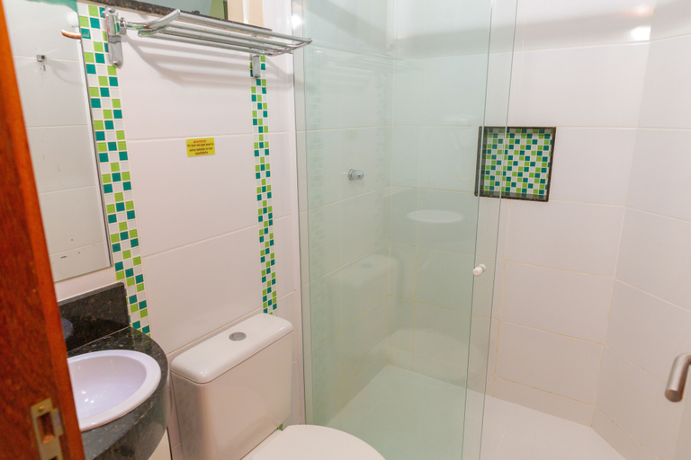 Bathroom 5, Pousada Valle Verde, Cabo Frio