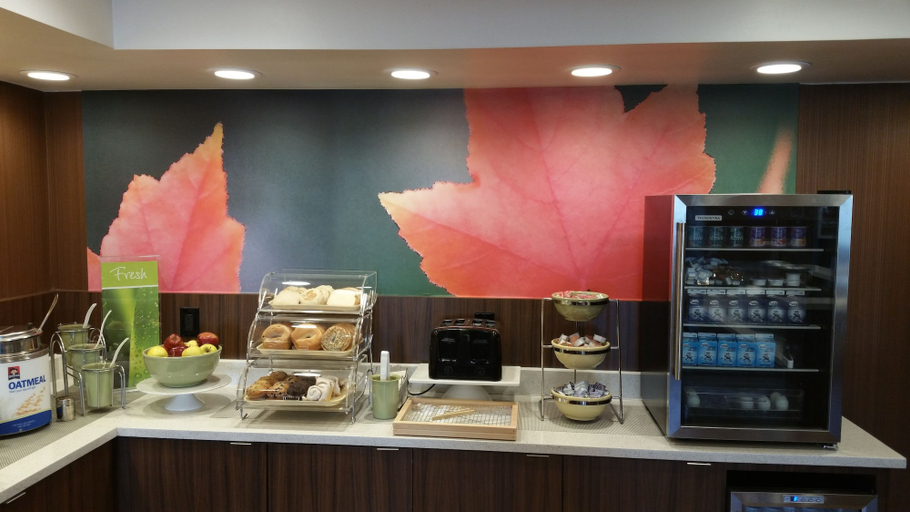 Food & Drinks 5, Quality Inn Cranberry Township, Butler