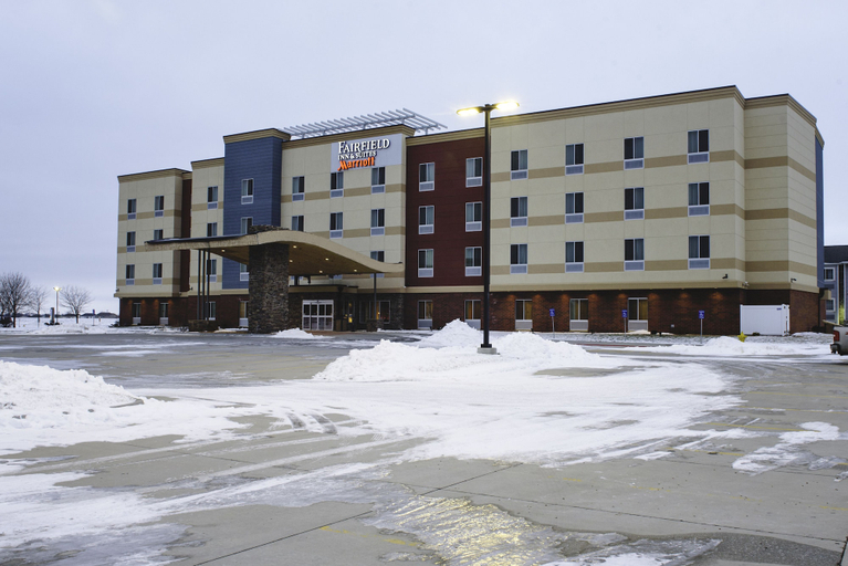 Exterior & Views 3, Fairfield Inn & Suites Des Moines Urbandale, Polk