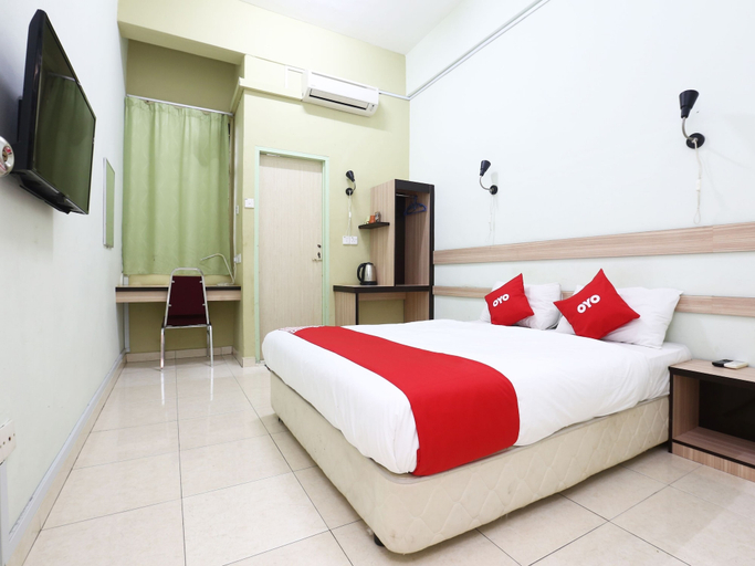 Bedroom 2, Hotel O Green Mango @ Sri Cemerlang, Kota Bharu