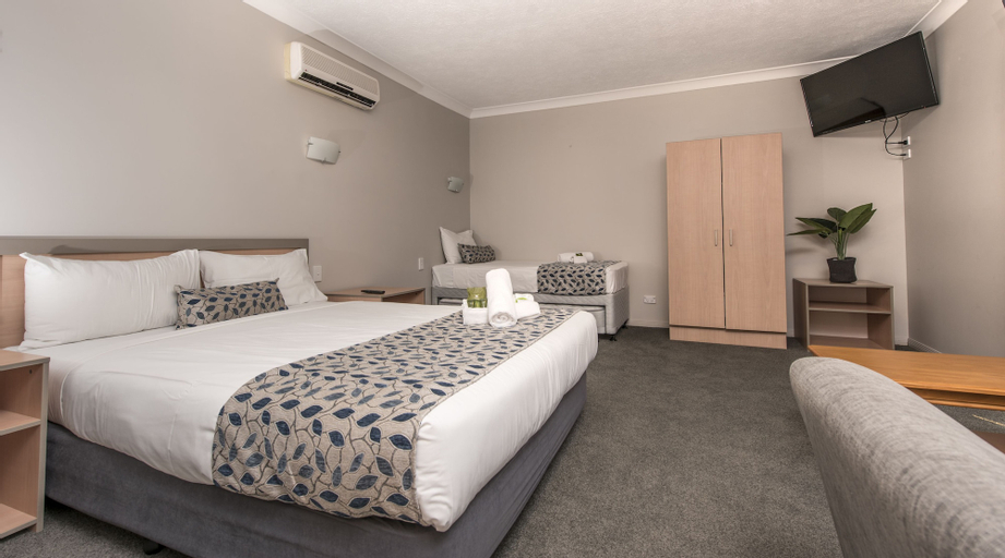 Bedroom 2, Pacific Coast Motel, Gold Coast
