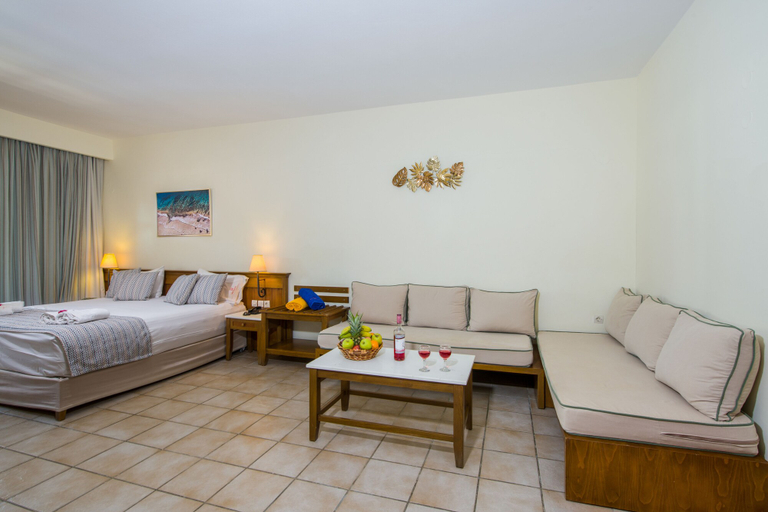 Bedroom 3, Omega Platanias, Crete