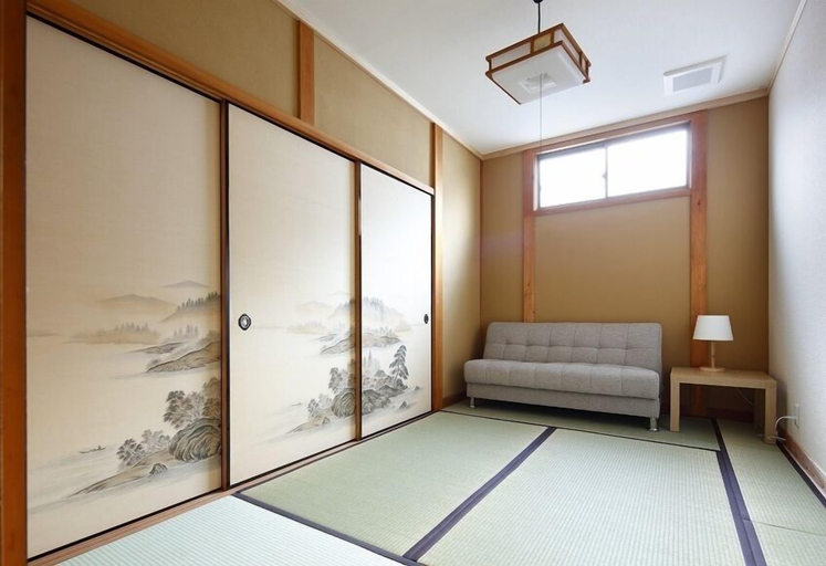 Bedroom 5, Yadoya TENKU - Hostel, Asago