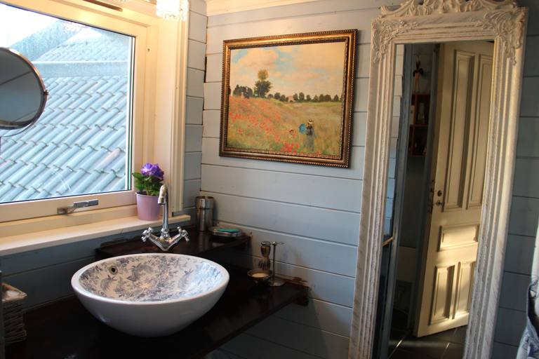 Bathroom, Center Villa, Bergen