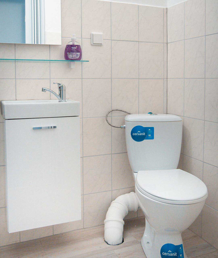 Bathroom 2, City Stop Berlin, Berlin