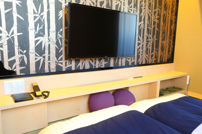 Bedroom 26