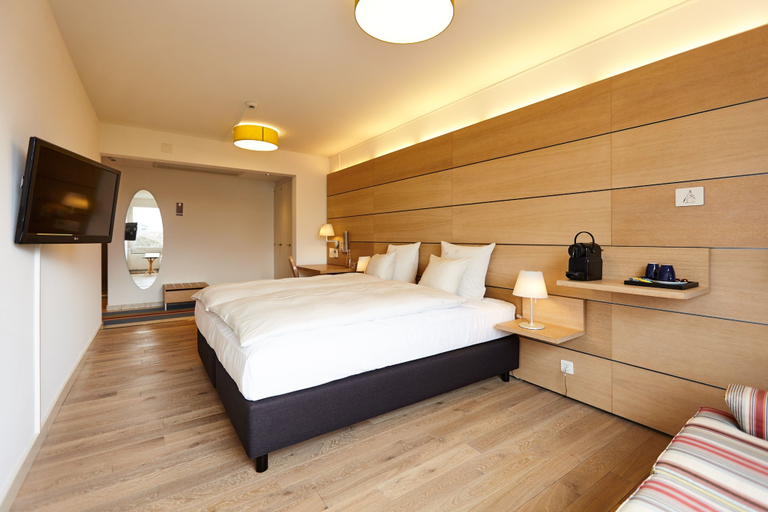 Bedroom 3, Steinenschanze Charming City & Garden Hotel, Basel