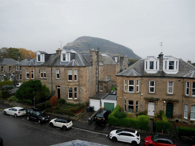 Exterior & Views 2, Hotel Ceilidh-donia, Edinburgh