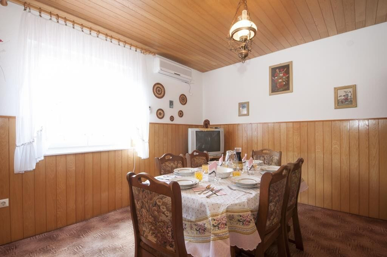 Others 5, Apartment Ksenija, Supetar