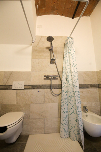 Bathroom 3, Agriturismo Casanova, Florence