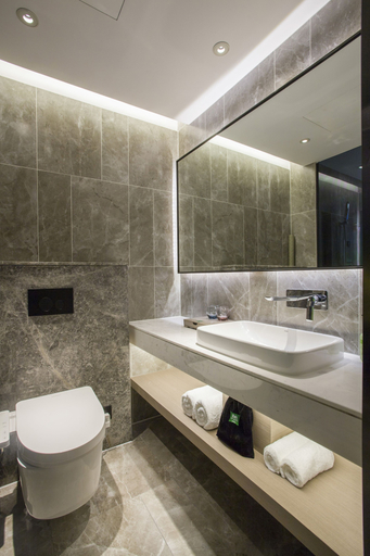 Bathroom 5, ibis Styles Yangzhou Baixiang Rd Hotel, Yangzhou