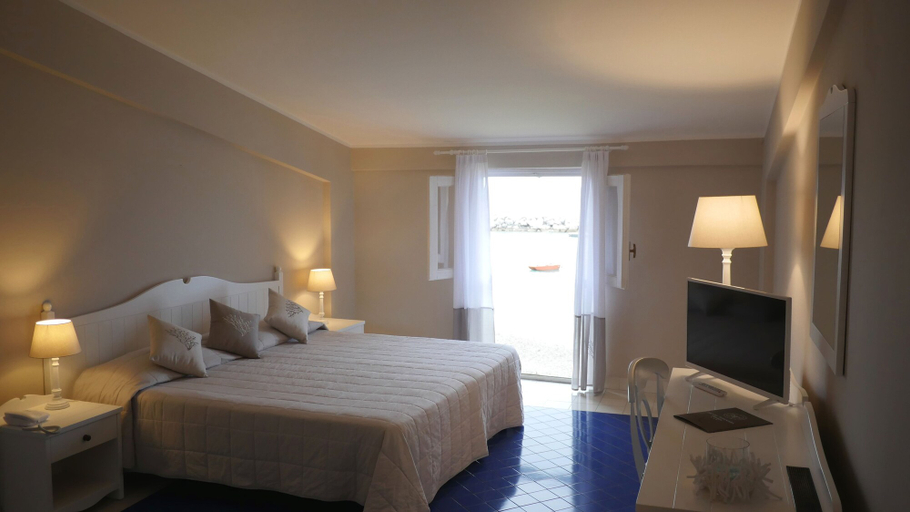 Bedroom 4, Hotel Tonnara, Palermo