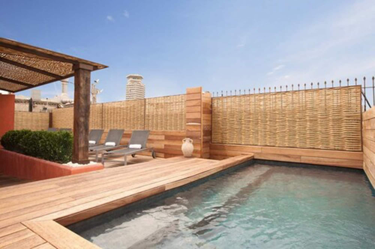 Sport & Beauty 3, Enjoybcn Colon Apartments, Barcelona