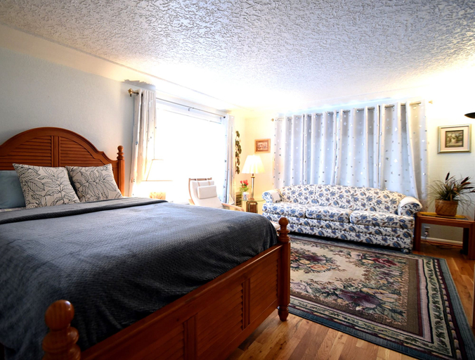 Bedroom 3, Lilyspring PDX Vacation Apartments, Clark