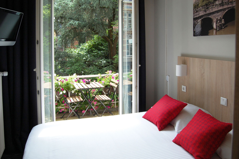 Bedroom 4, Huxley House Hotel, Amsterdam