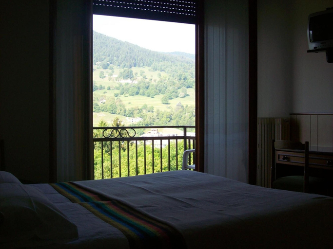 Bedroom 3, Hotel Valle Intelvi, Como