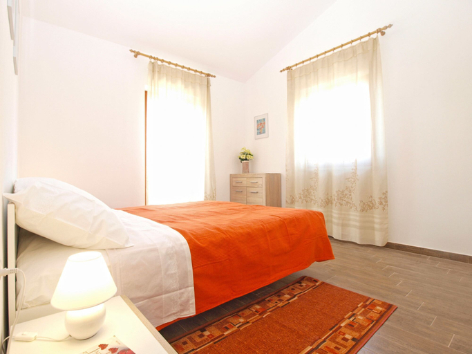 Bedroom 2, Apartment 1611, Pula