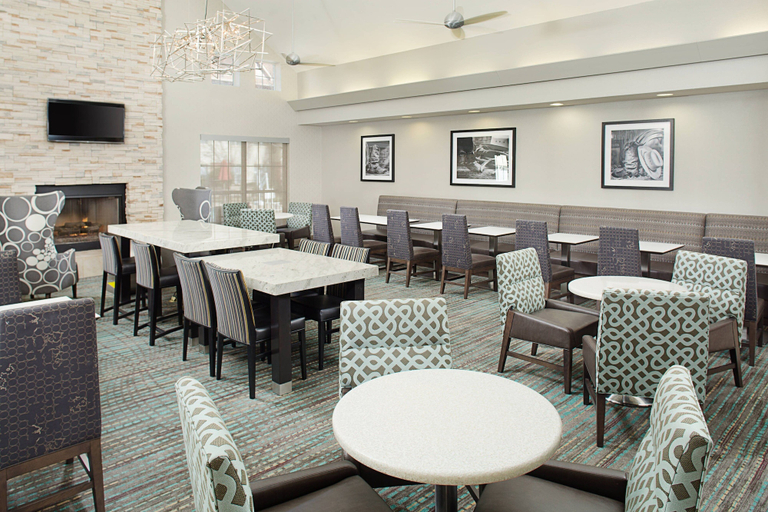 Food & Drinks 5, Residence Inn by Marriott Arlington, Arlington