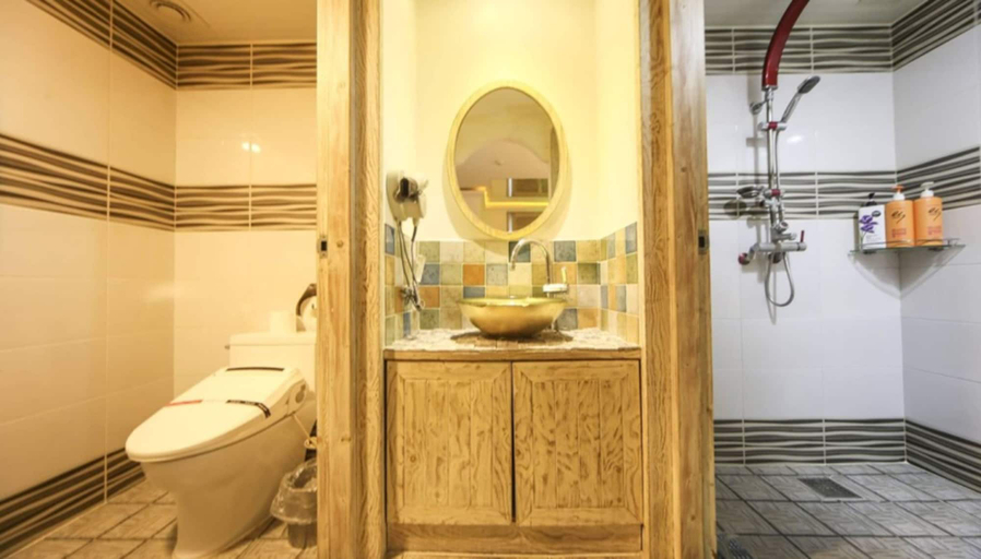 Bathroom 3, Jewelry Motel, Ansoeng