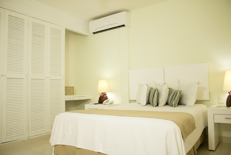 Bedroom 2, All Ritmo Cancun Resort & Water Park - All Inclusive, Isla Mujeres